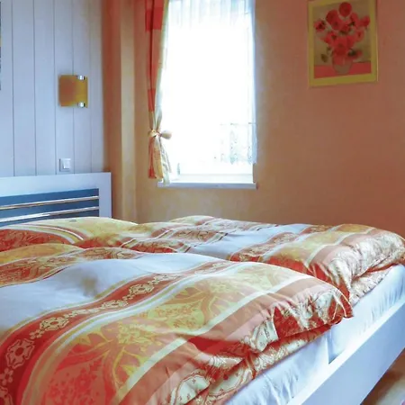 1 Bedroom Cozy In Holiday home